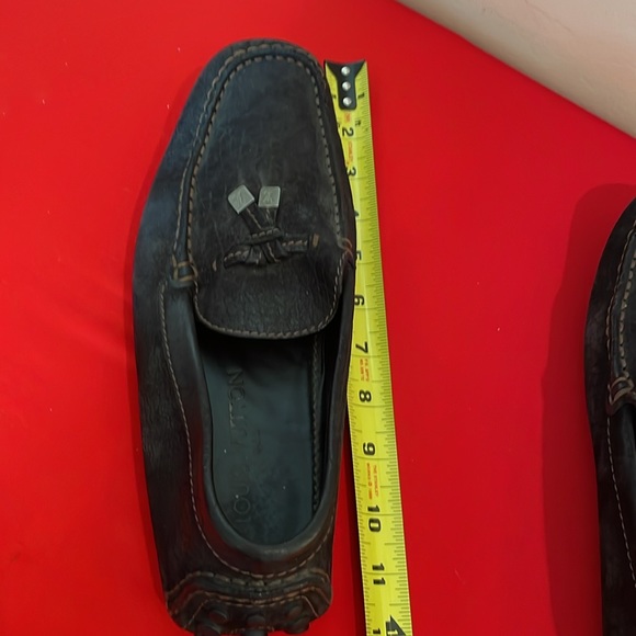 LOUIS VUITTON MENS’ TASSLE BLACK PEBBLED SUEDE DRIVING SHOE (8) - Picture 9 of 11